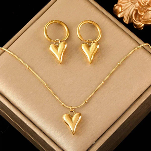 Anti Tarnish Heart Themed Jewellery Set