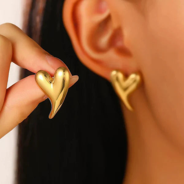 Anti Tarnish Gold Plated Stainless Steel Anti Tarnish Heart Themed Stud Earrings