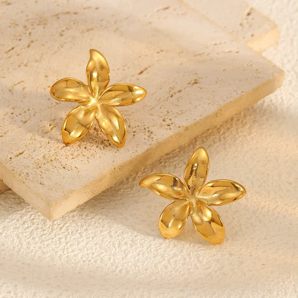 Anti Tarnish Gold Plated Stainless Steel Anti Tarnish Floral Themed Stud Earrings