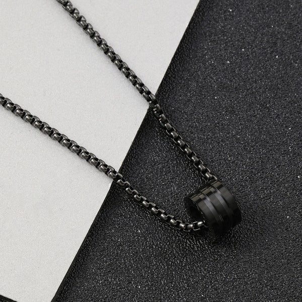 Black Silver Plated Stainless Steel Anti Tarnish Triple Linked Rings Black Circular Pendant for Men