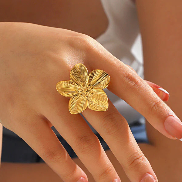 Anti Tarnish Floral Adjustable luxury ring