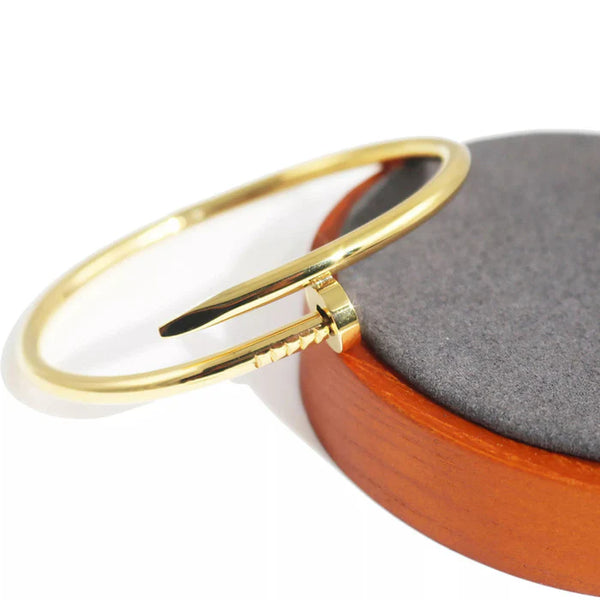 Anti Tarnish Nail Bracelet